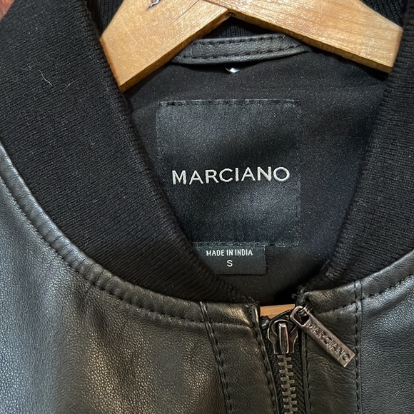 BNWT Marciano black leather bomber size small - Picture 8 of 8